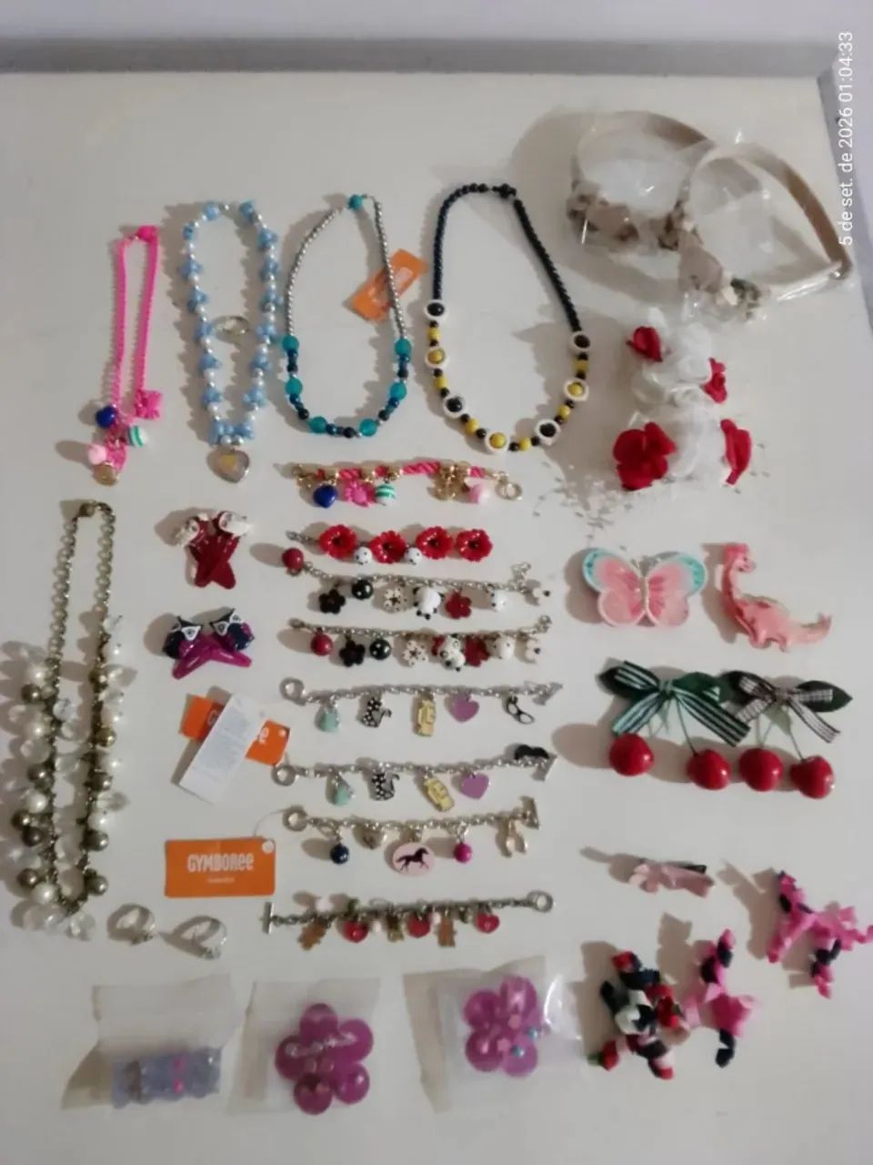 Kit 30 bijuterias Gymboree 