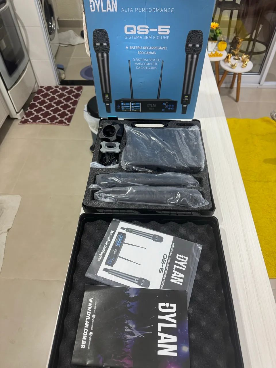 Vende se microfone DYLAN