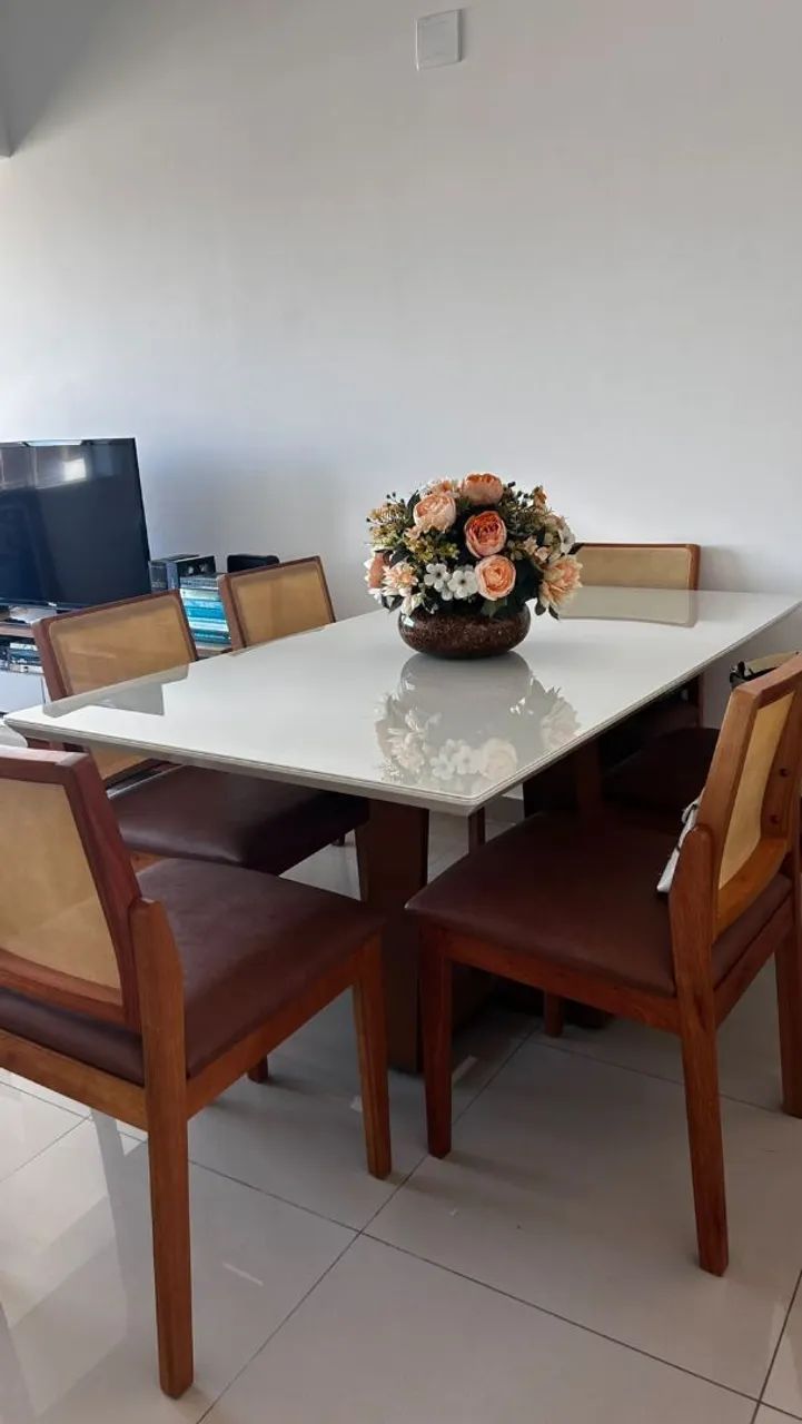 Jogo de Mesa de Jantar com 6 Cadeiras
