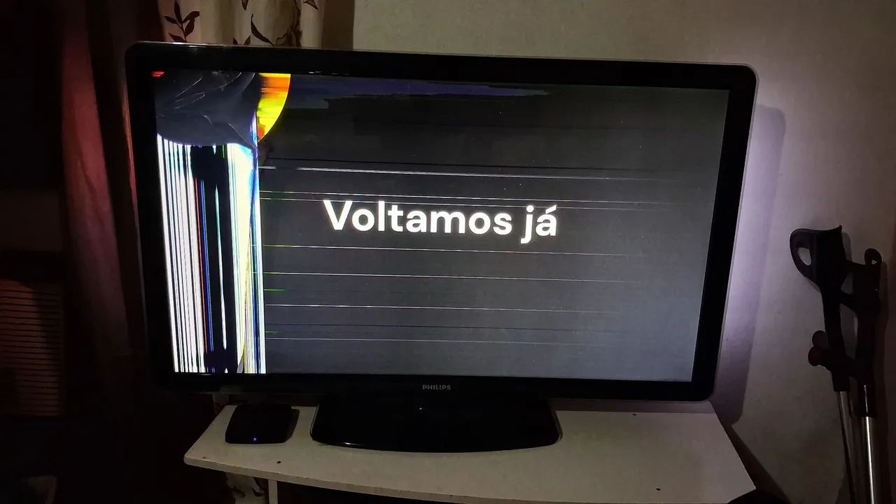 Vendo Televisão Philips 46 polegadas - Foto 2