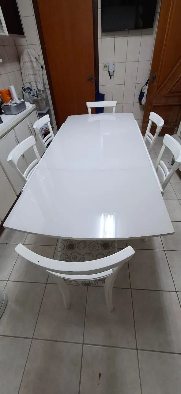 Mesa de jantar extensível - 6 cadeiras