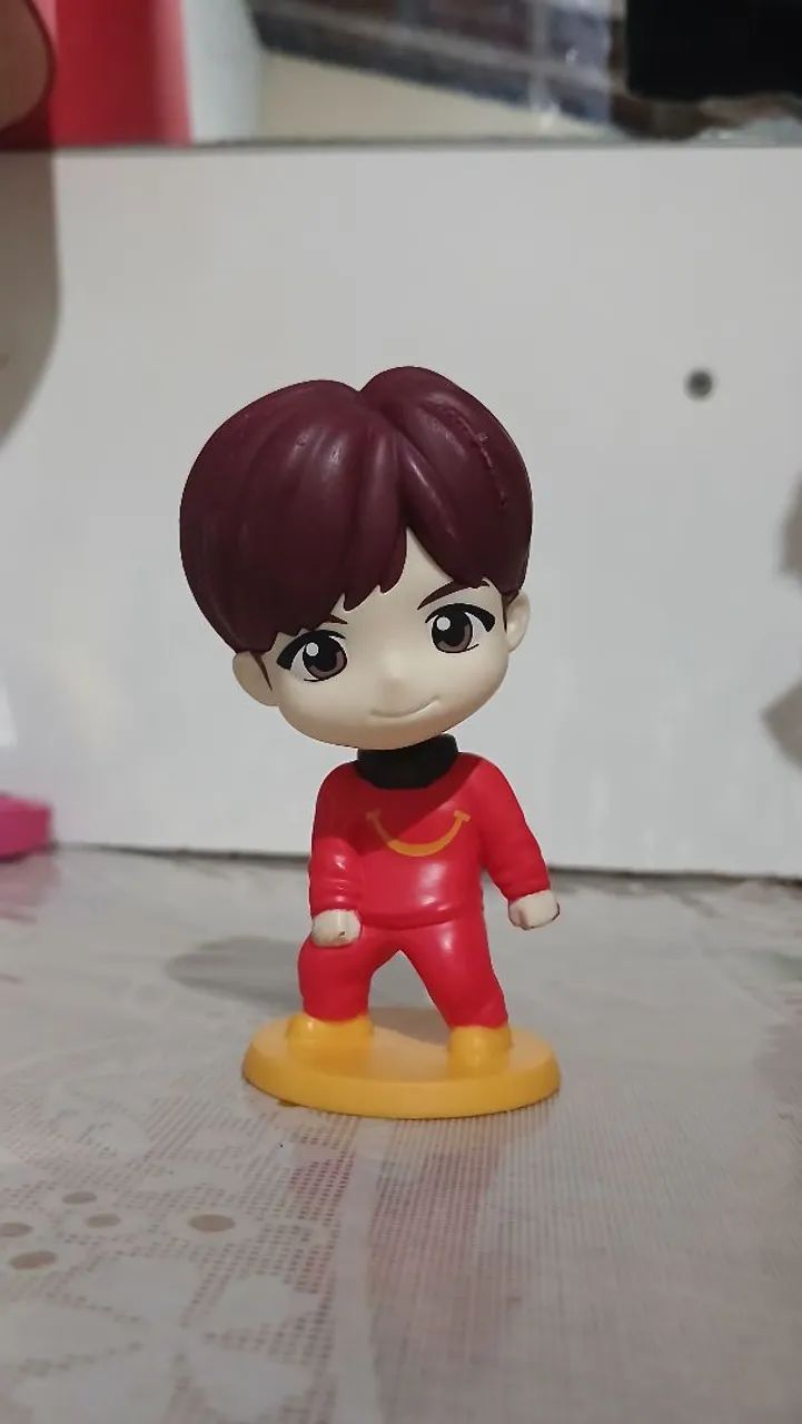 J-Hope Coleção Mc Donald's 2025