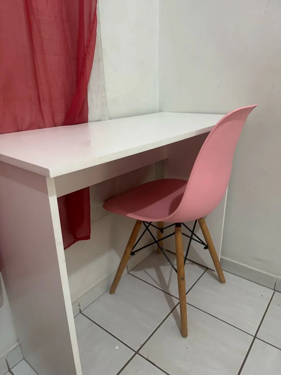 Conjunto mesa com cadeira  - Foto 3