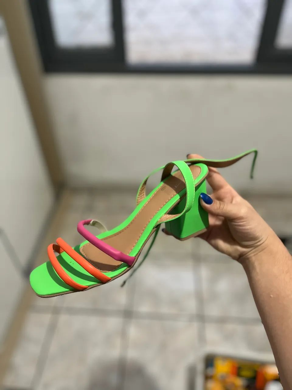 Vende-se sapato de salto summer com amarração - Foto 3