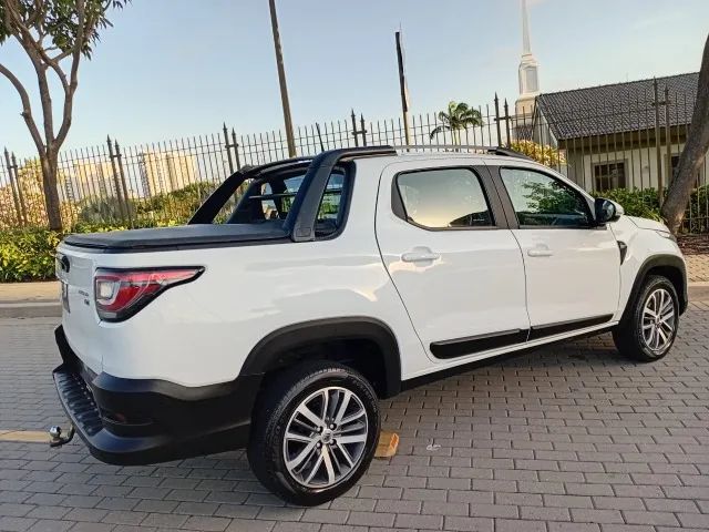 Fiat Strada Volcano 1.3 Flex 8V CD Aut. 2023 - Foto 4