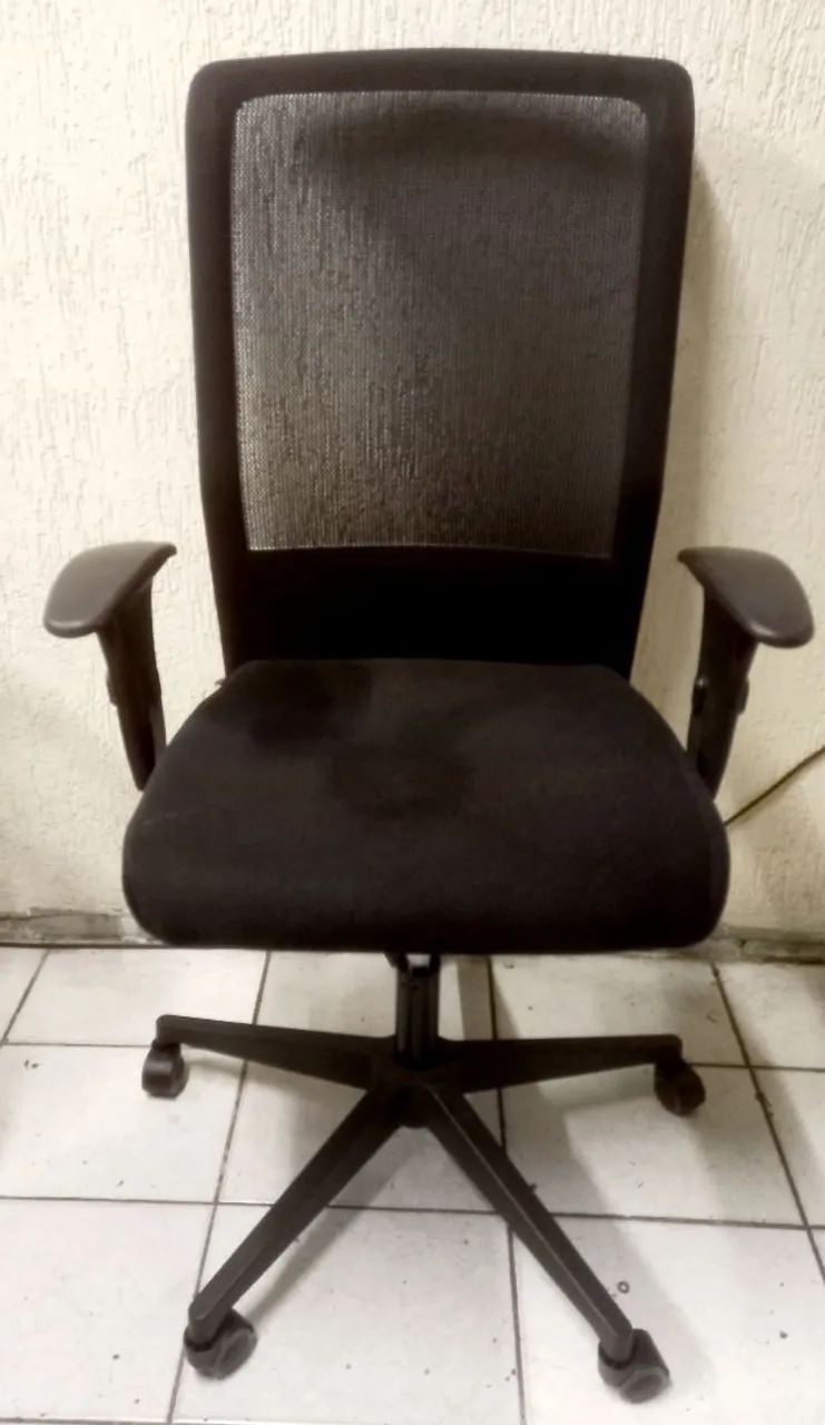 Cadeira Escritório Flexform em ótimo estado 