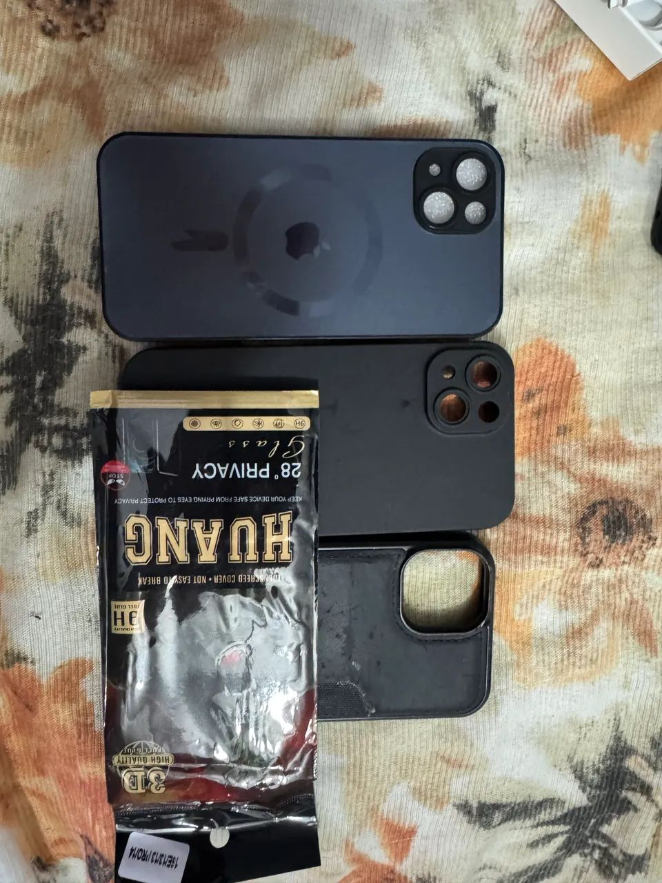 iPhone 13 c vários acessórios  - Foto 4