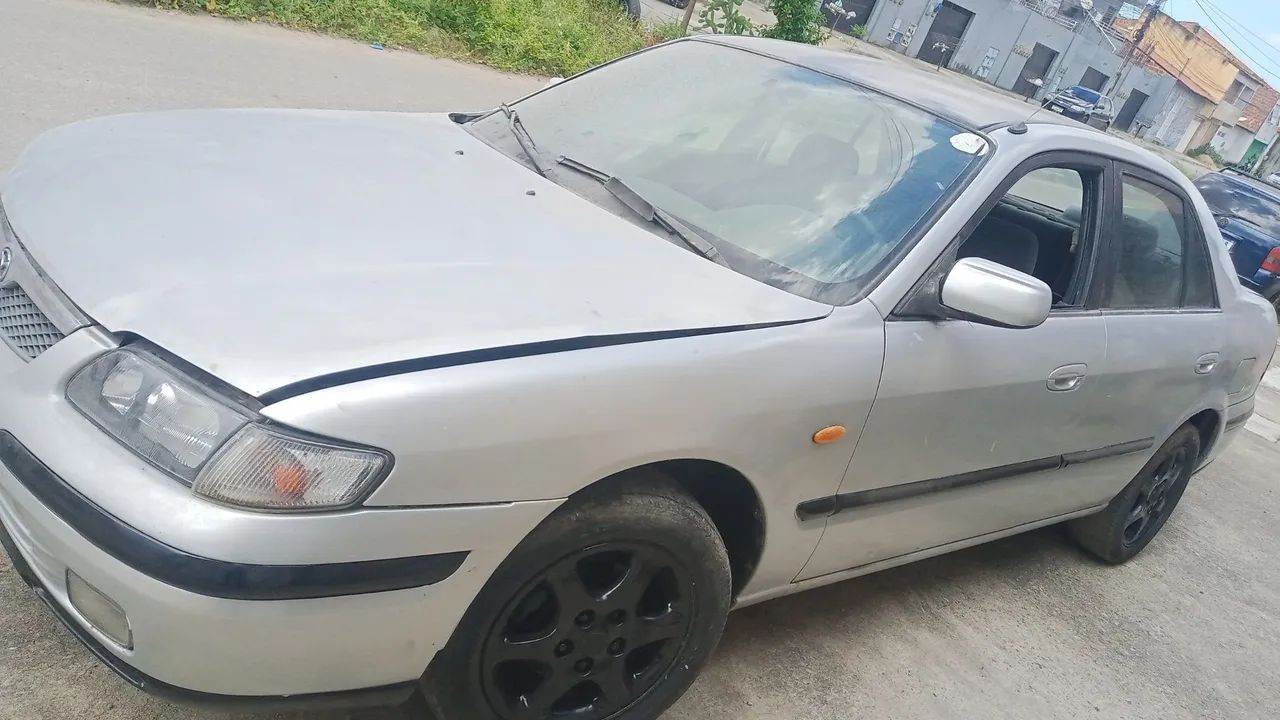 Mazda 626 GLX 1998 - Foto 2