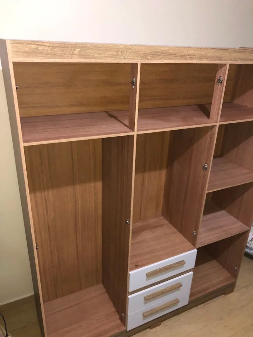 Guarda-roupa 