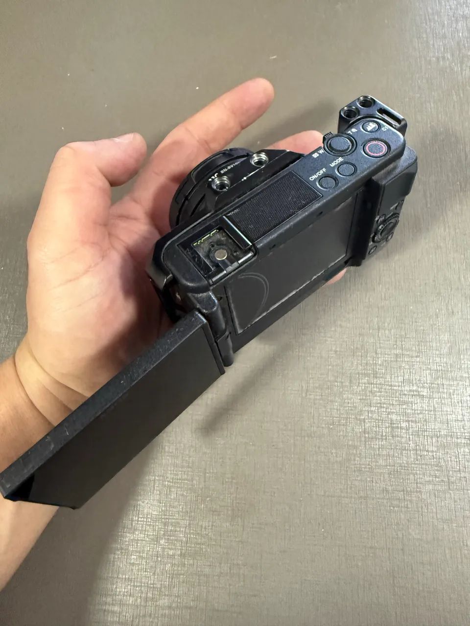 Kit Câmera Sony ZV1 + Microfone Rode + Gimbal - Foto 3