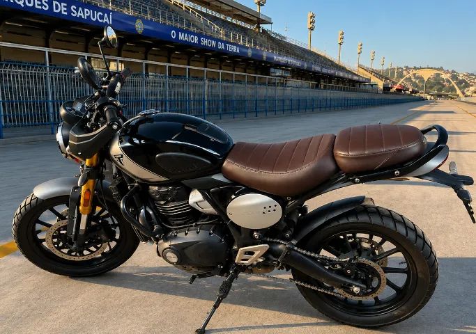 TRIUMPH SCRAMBLER 400 X
