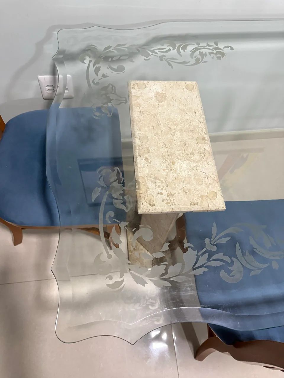 Mesa de Madeira Vintage Clássica - Peça de Antiquário - Foto 3