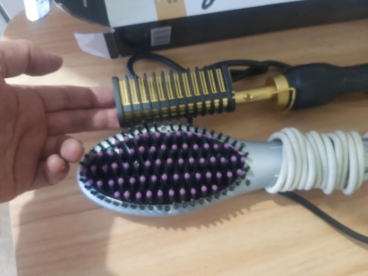 Escova alisadora  e pente  eletrico - Foto 3