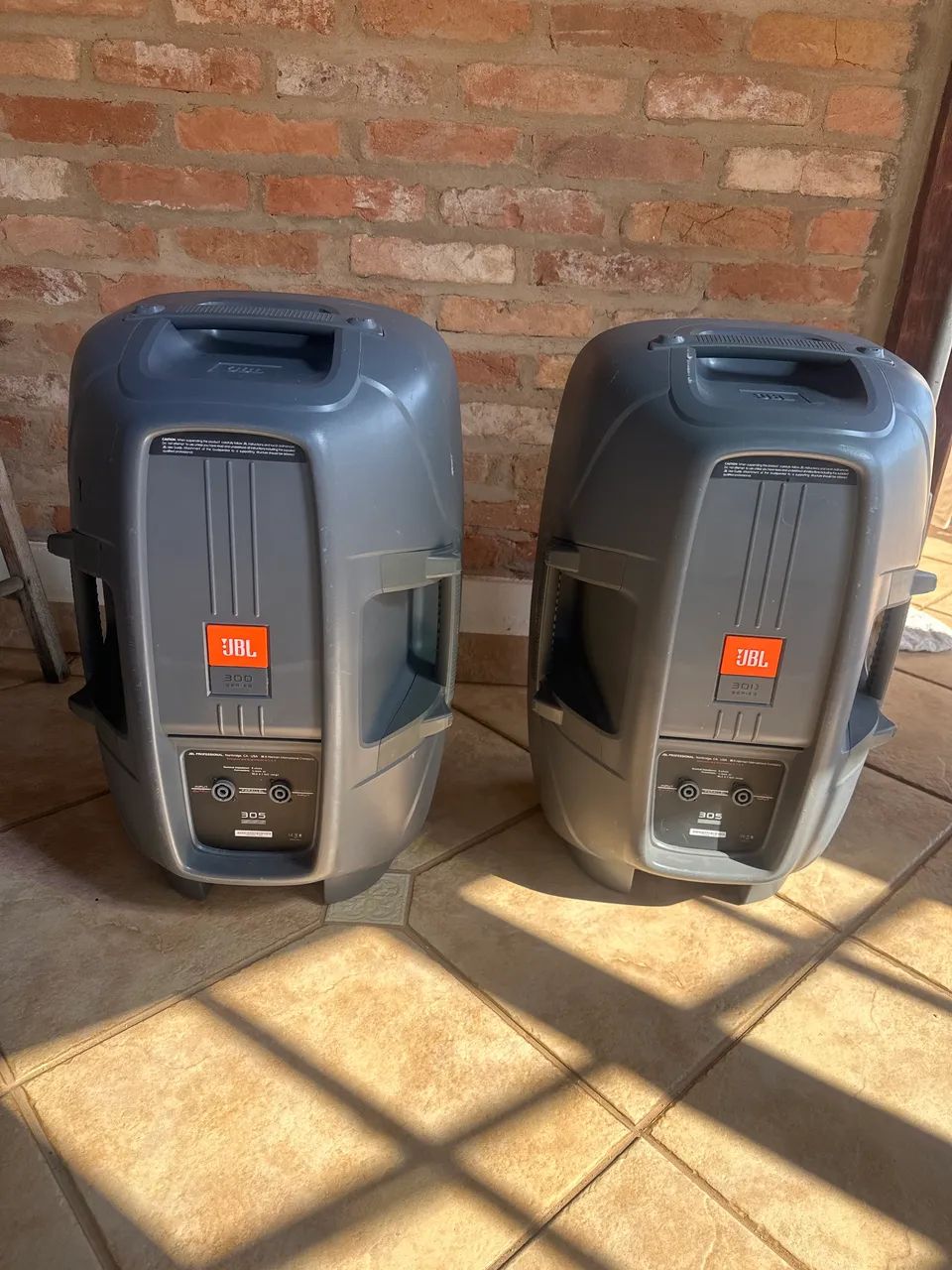 Par de Caixa Som JBL ÉON 300 - Foto 2