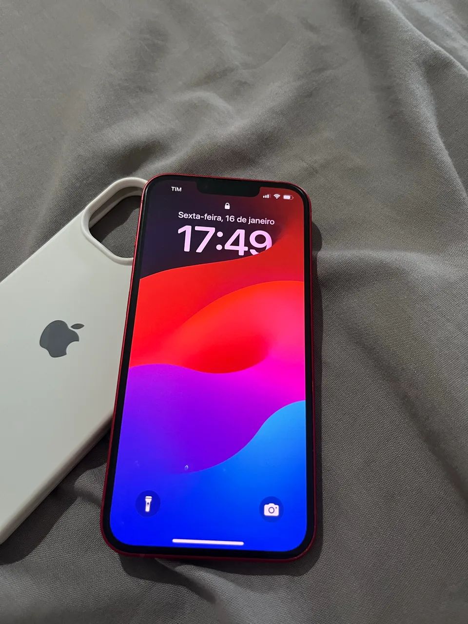 iPhone 13
