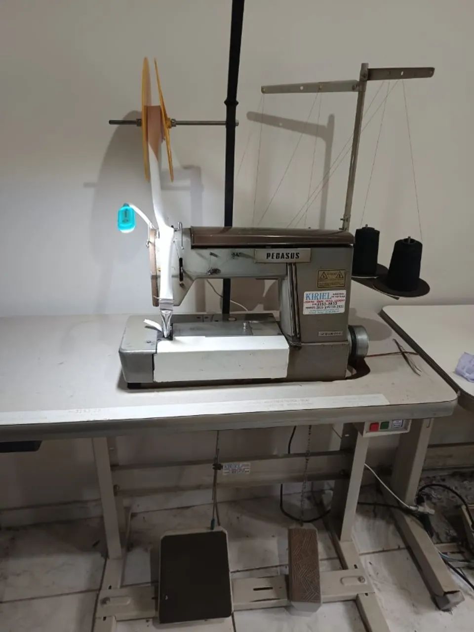 Máquina de costura Ombro-à-ombro - Foto 2