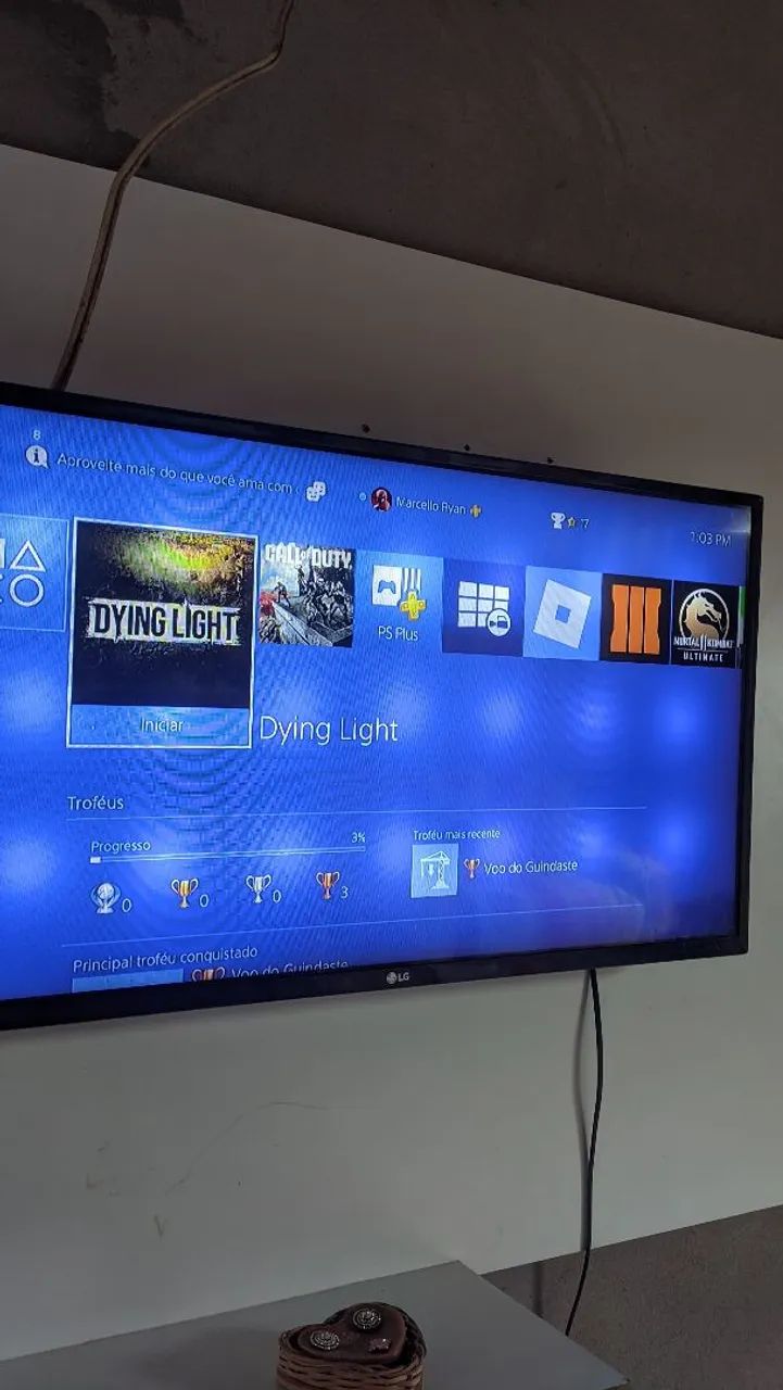 Videogame Playstation 4 Slim 1TB 2 controles e jogos - Foto 4