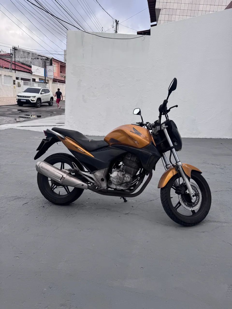 CB300 2010 - Foto 3