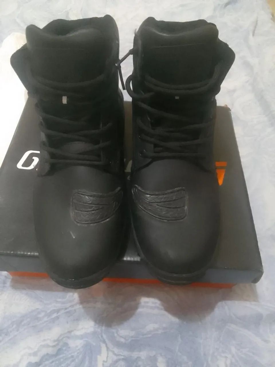 Vendo par de botas - Foto 3