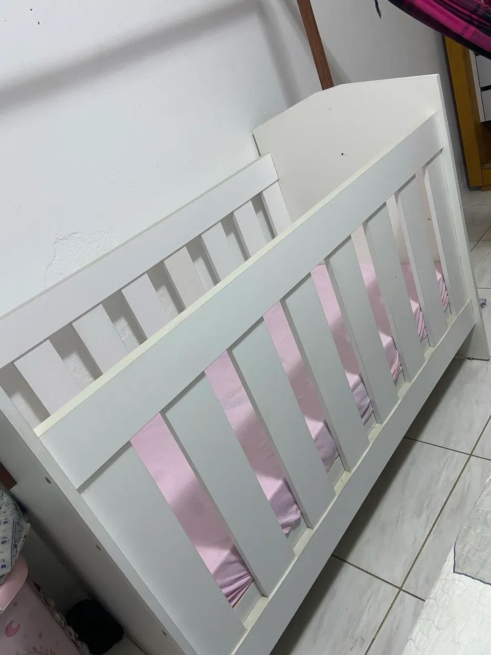 Vendo berço com colchão mdf estado de novo  - Foto 2
