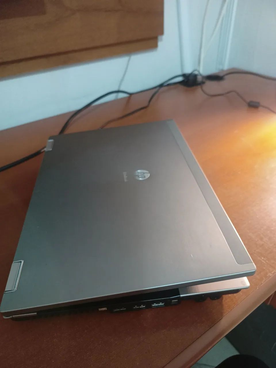 Elite book hp. Com defeito  - Foto 4