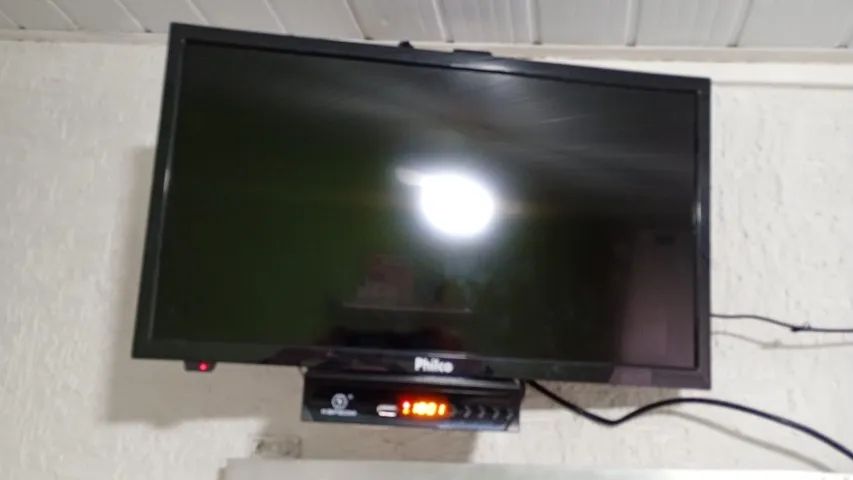Televisão LED Philco 22 polegadas + box  - Foto 4