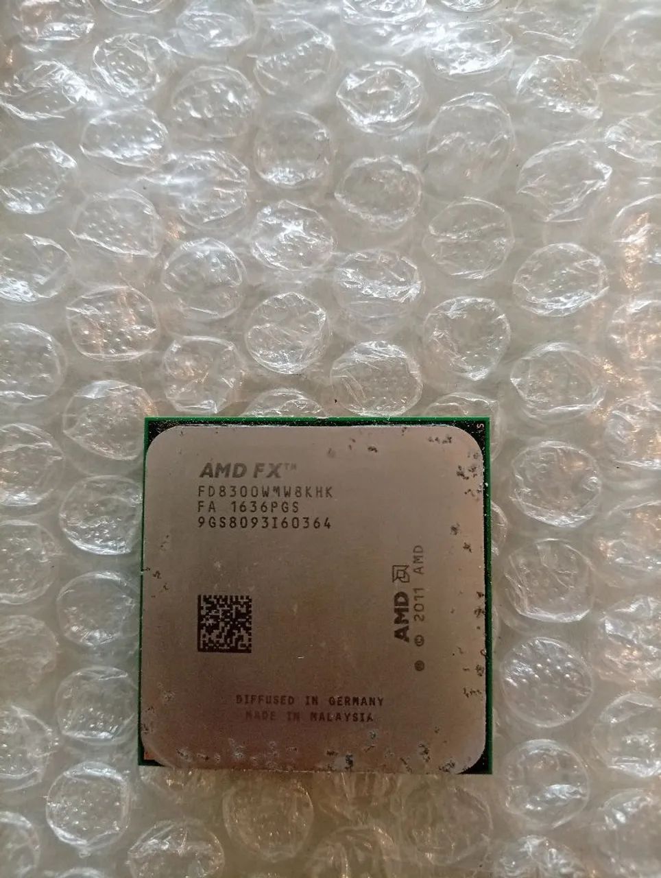 Processador CPU AMD FX-8300 (FD8300WM8KHK, 8 núcleos, socket AM3+)