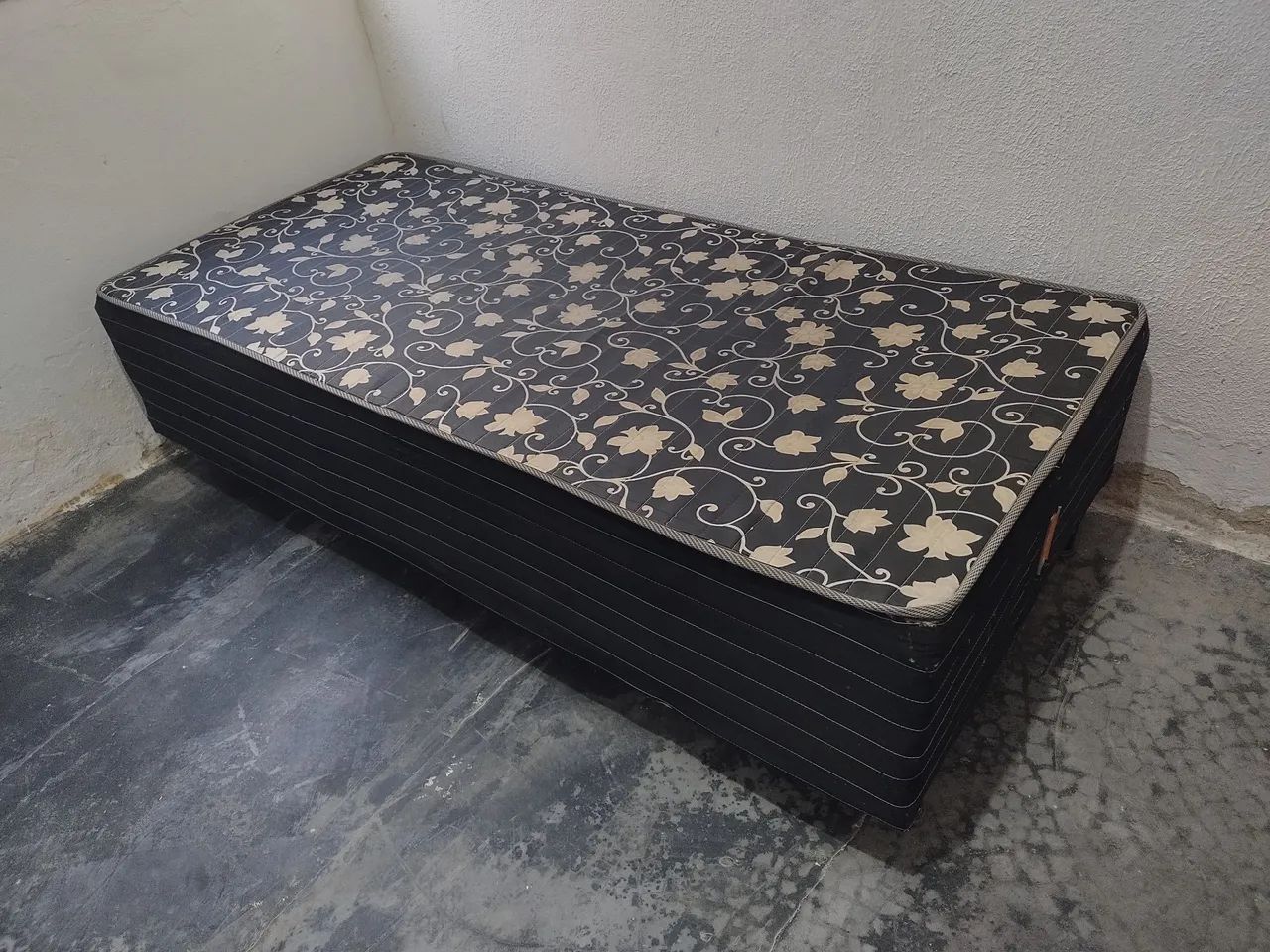 Cama box solteiro usada  - Foto 2