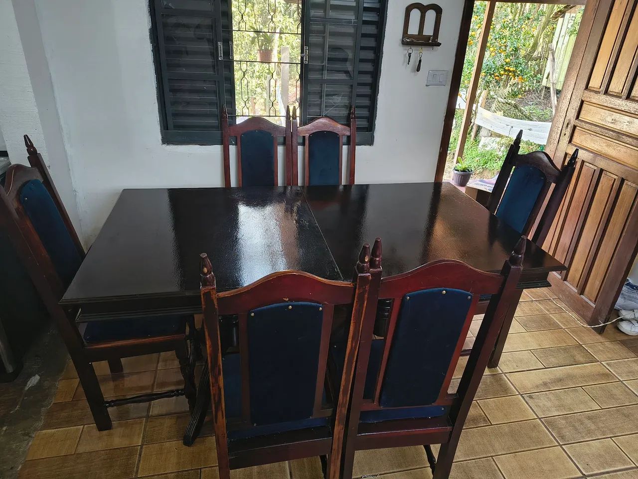 Vende-se mesa com 6 cadeiras  - Foto 3