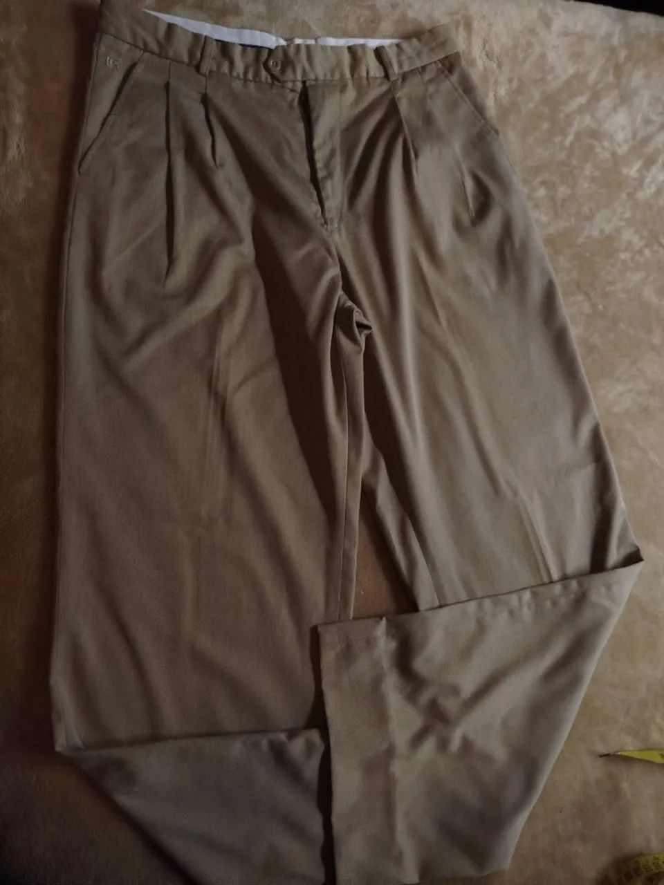 Calça alfaiataria bege 44