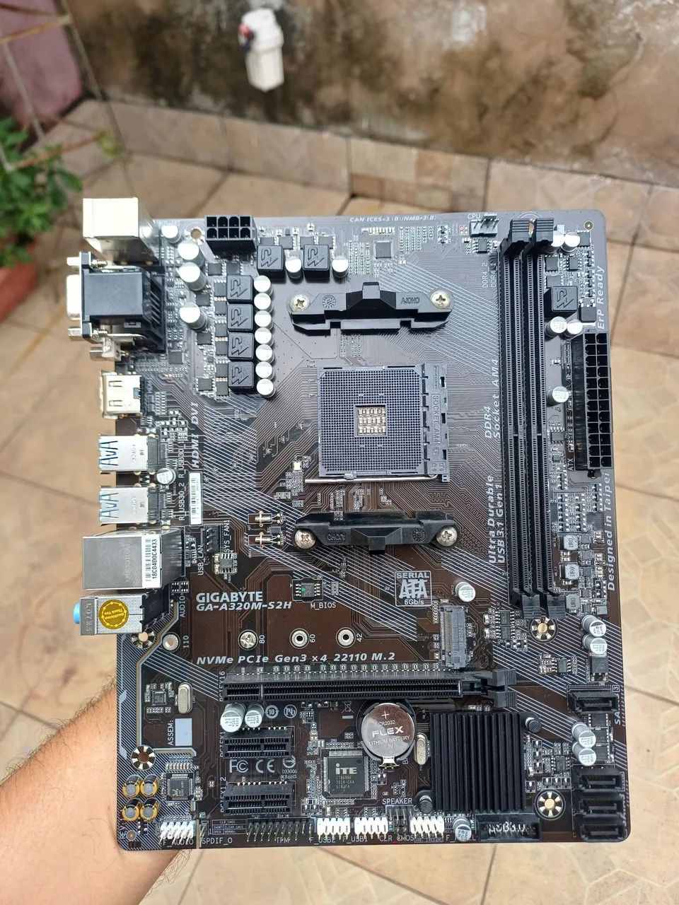 PLACA MAE A320 GIGABYTE  - Foto 3