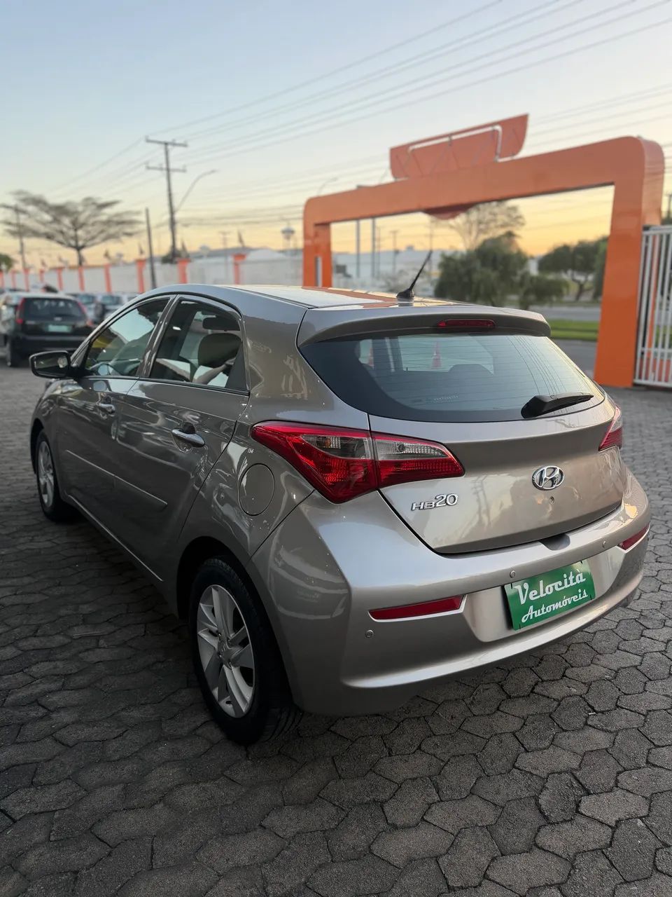 Hyundai HB20 Comf./c.plus/c.style 1.0 Flex 12V 2017 - Foto 4