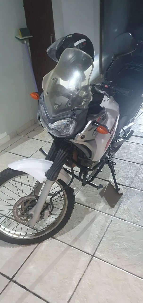 Tenere 250 - Foto 2
