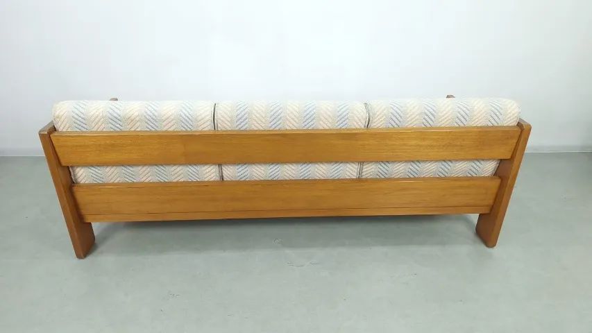 Sofa 3 Lugares Década de 70, Afra e Tobia Scarpa em madeira Freijó maciço - Foto 5