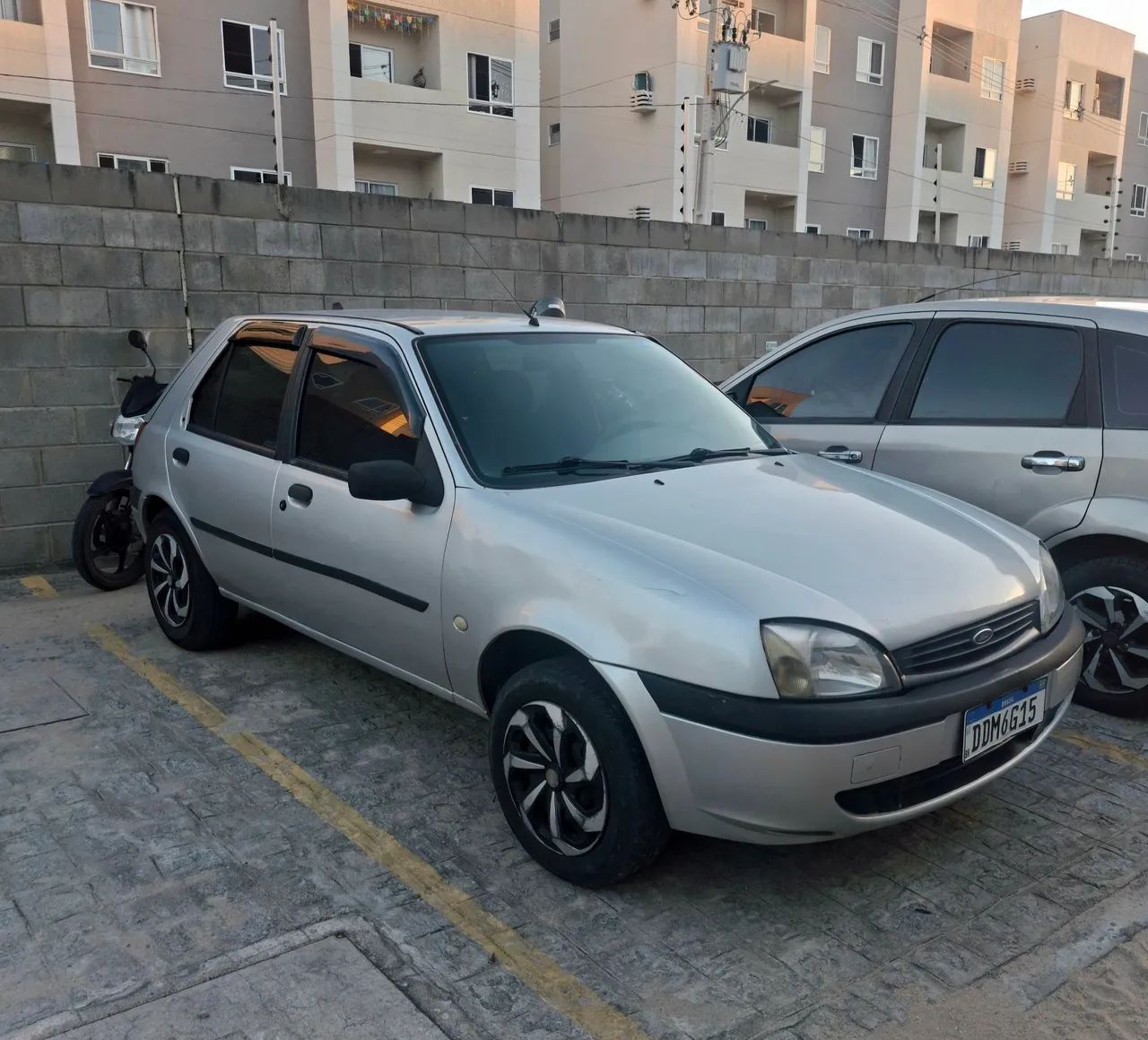 Ford Fiesta GLX 1.6 8V 5P 2001