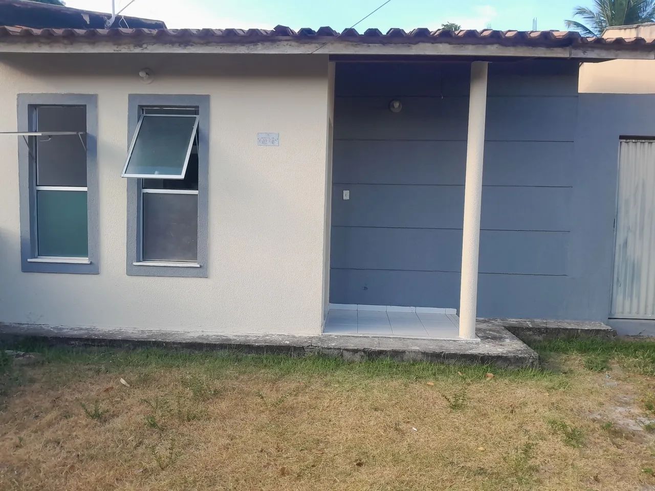 Alugo casa em condomínio fechado