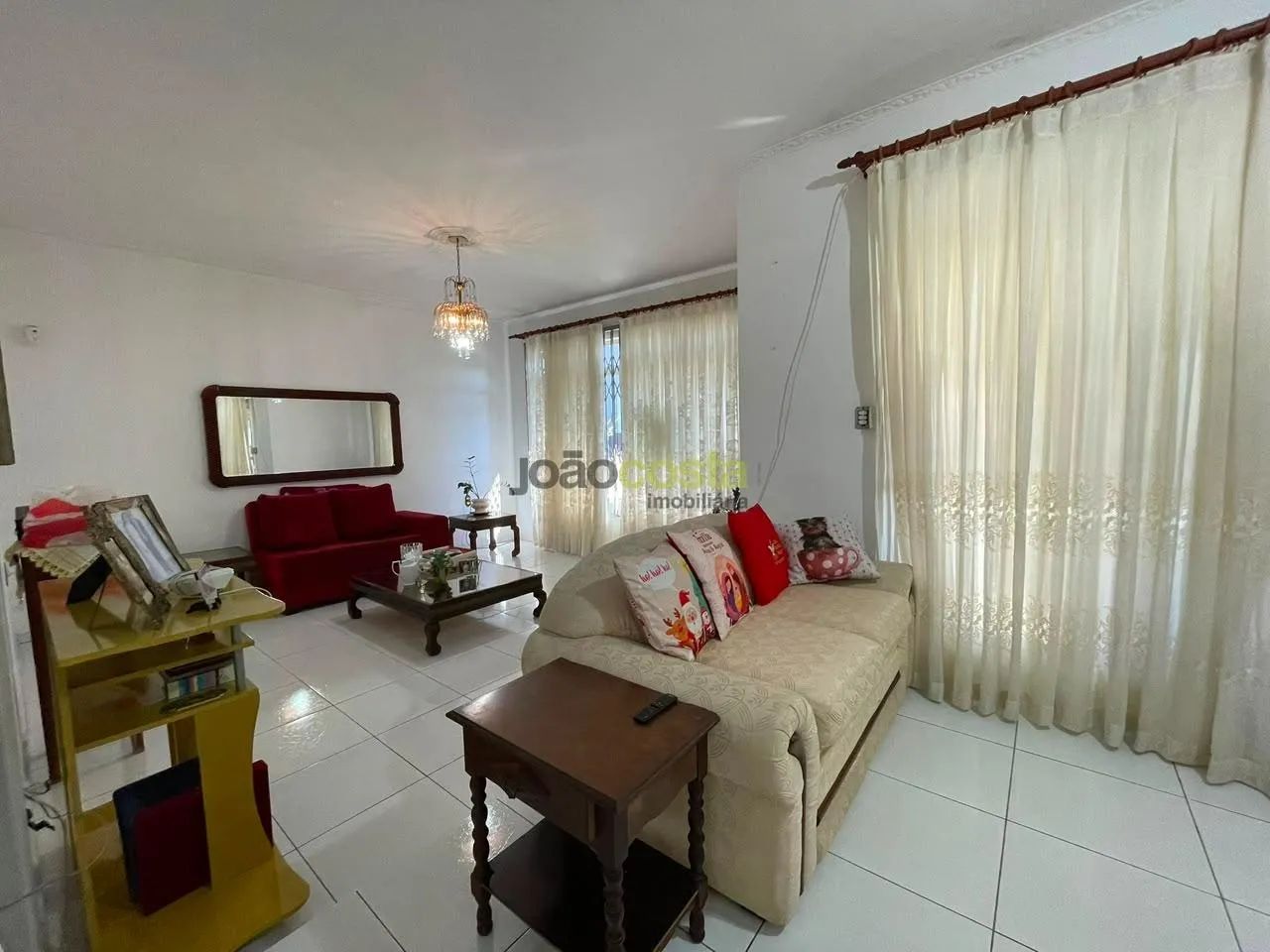Casa em Barreiros, São José: 3 Dormitórios e 196m² - Foto 4