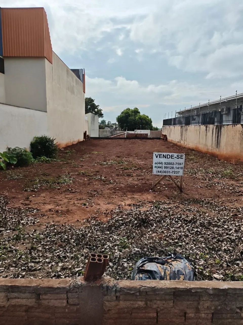 Terreno 470m² em Maringá - Próximo à Av. Mandacaru e Mercado Amigão