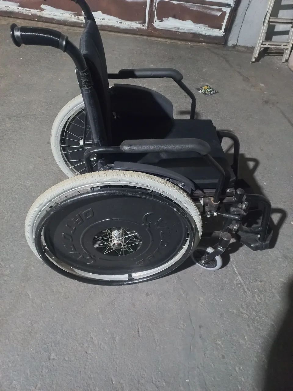Cadeira de rodas da marca ortomix 