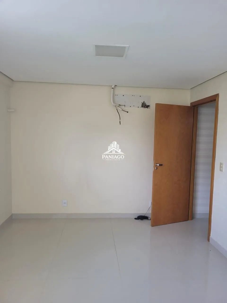 Sala Comercial Mobiliada à Venda no Edifício Copa Executive Center - Foto 2