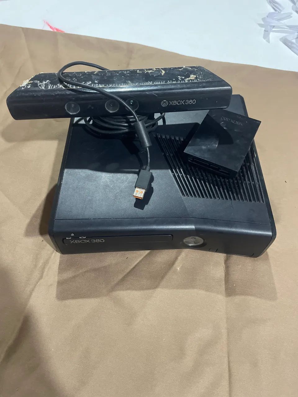 Xbox 360 slim  com defeito  - Foto 3