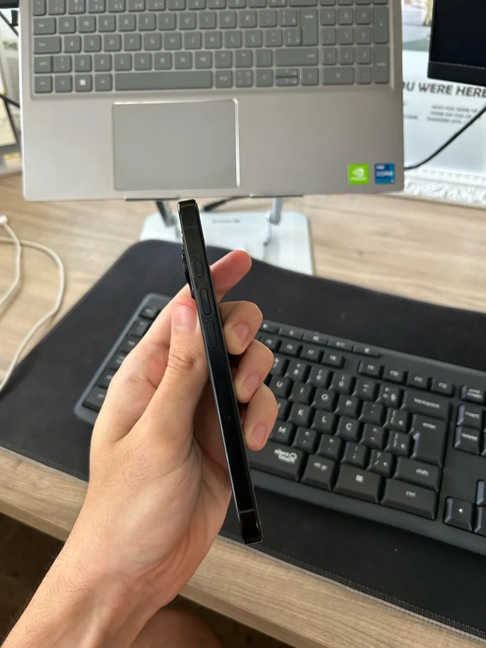 IPHONE 16 PRO -  512gb  - Foto 4