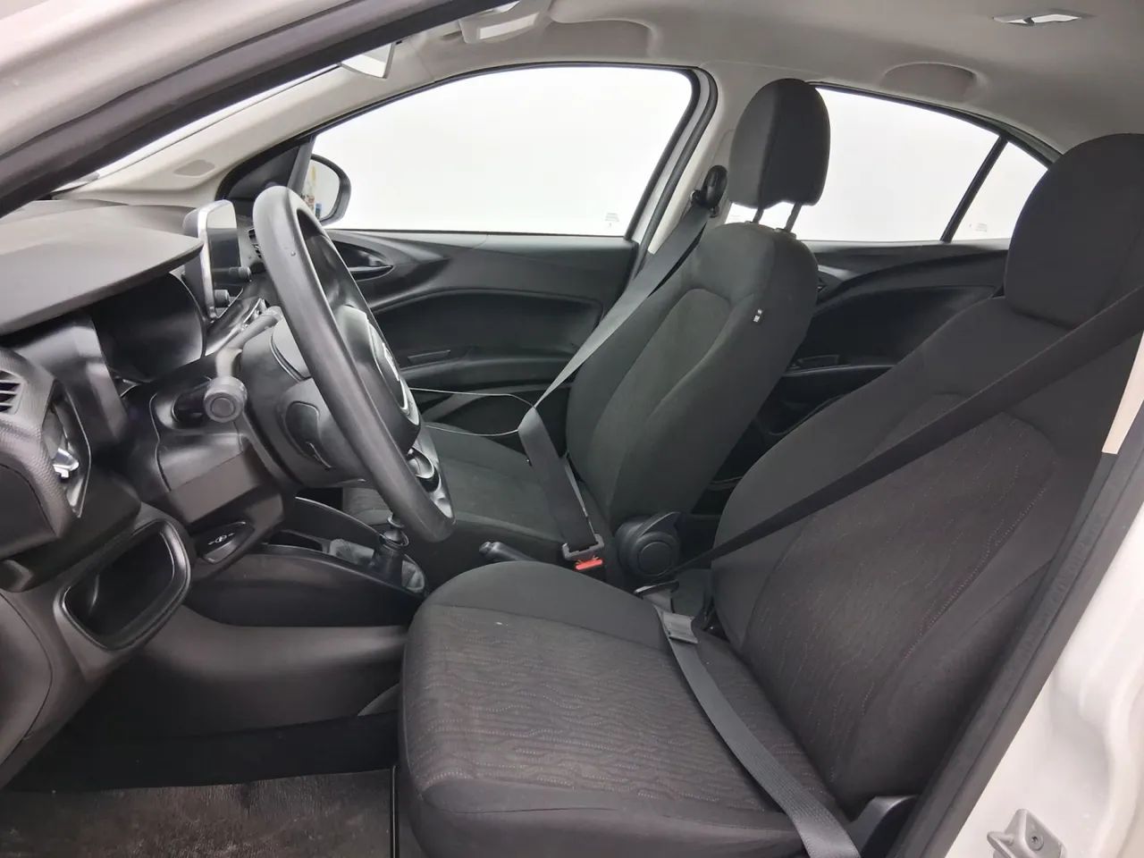 Fiat Cronos 1.0 6V Flex, foto 17 de 18