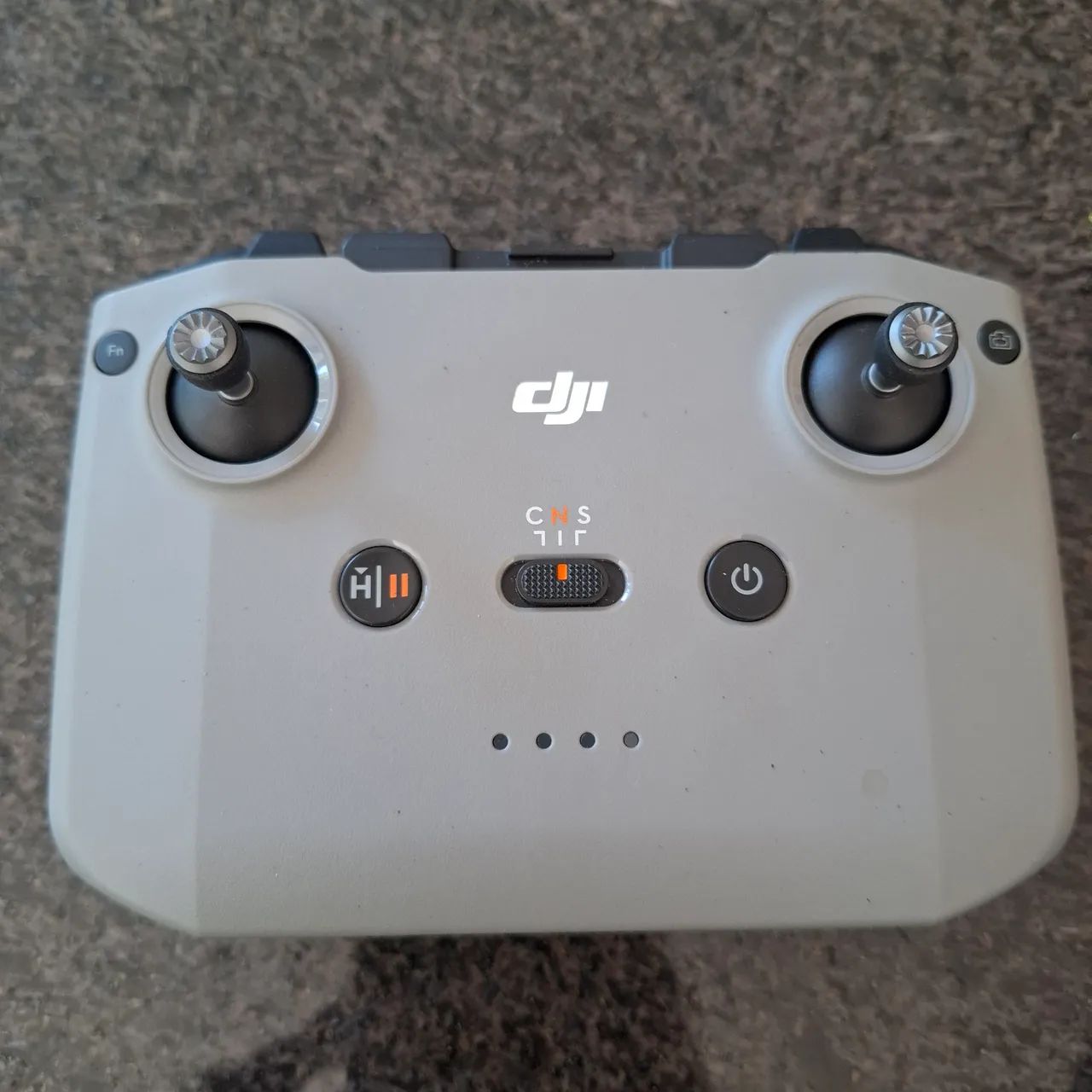 Drone DJI NEO 2 com controle NC3 - Foto 3