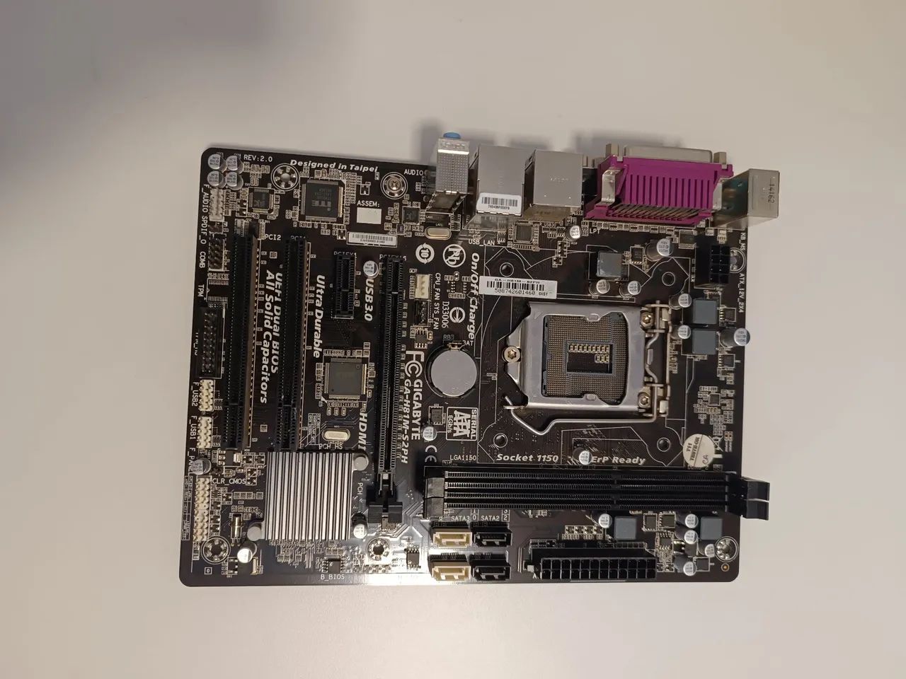 placa mae Gigabyte GA-H81M-S2PH