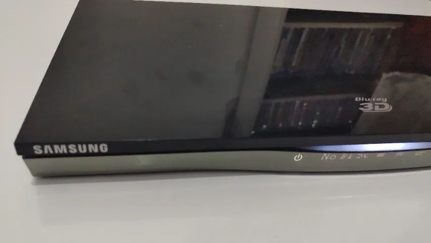 Blu-ray Samsung 3D + 2D BD-D6500 COM DEFEITO DE LEITURA APENAS - Foto 4