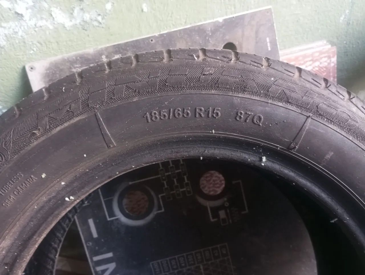 Pneus aro 15 e R13