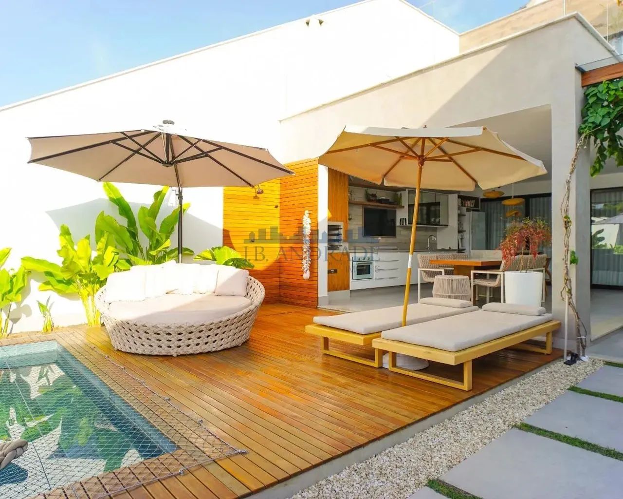 Casa em ''porteira fechada'' 5 suites, em condominio com segurança 24h 2