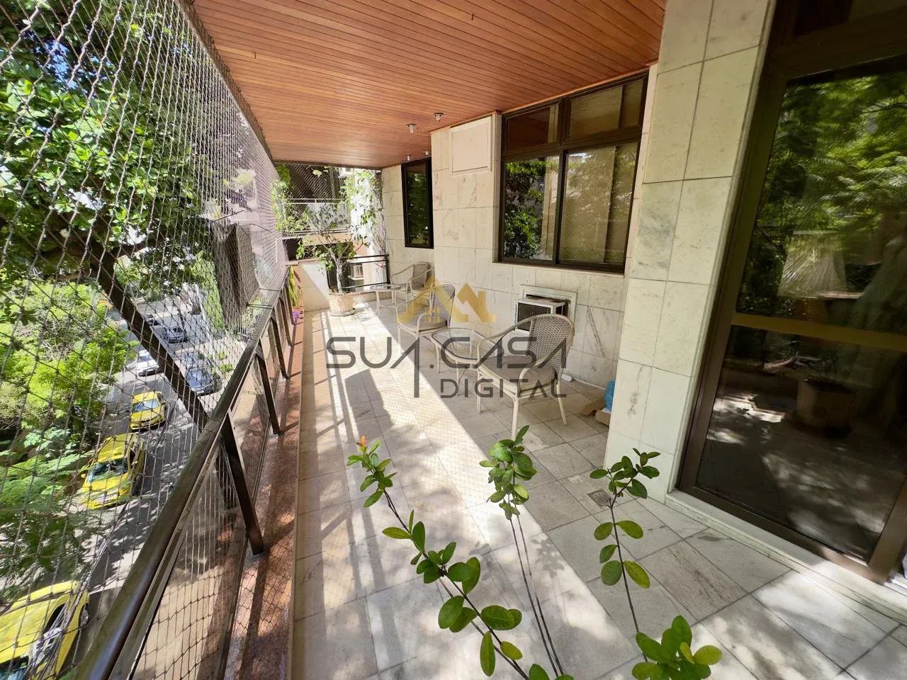 AP0072 - Apartamento com varandas no Humaitá  3 quartos, 102 m², 2 vagas REF: AP0072 1