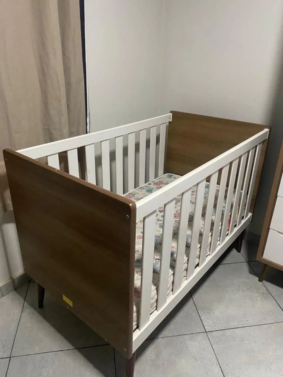 Berço que vira cama + colchão  - Foto 2